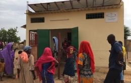 Centro solar de recolha de leite no Senegal